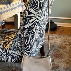 Coach Women's Crossbody Bag - White